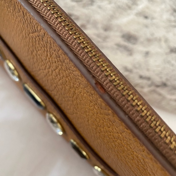 FOSSIL WRISTLET PURSE CLUTCH EXCELLENT CONDITION LEATHER JEWELED TAN - Picture 9 of 9